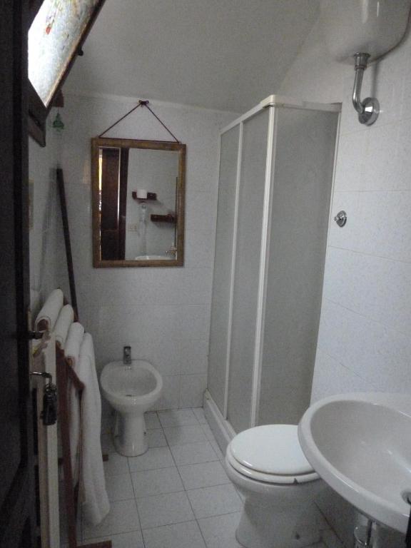 Bb Santa Rosa Bed & Breakfast Витербо Стая снимка
