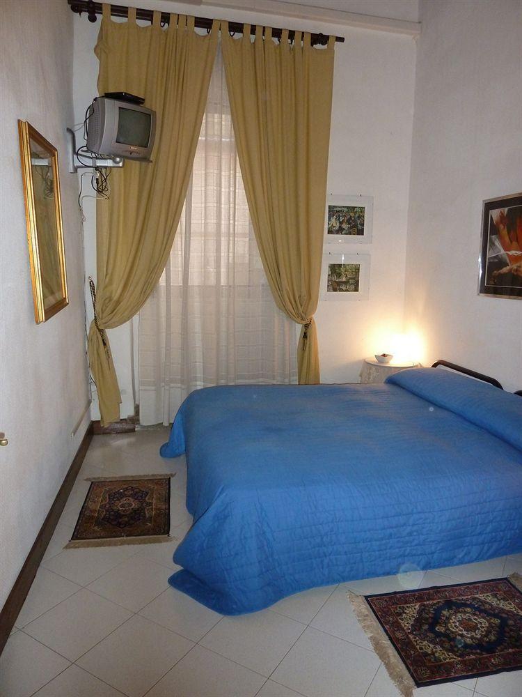 Bb Santa Rosa Bed & Breakfast Витербо Екстериор снимка